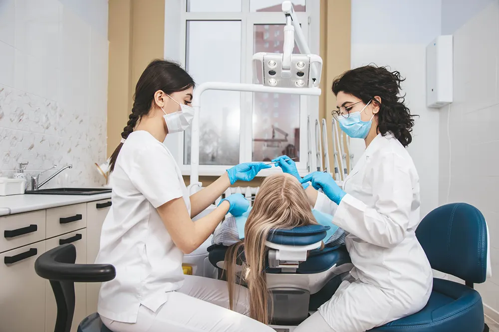 آوسبیلدونگ دستیار دندانپزشک