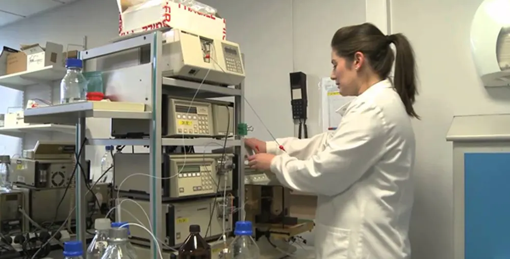 آوسبیلدونگ تکنسین آزمایشگاه فیزیک پردرآمدترین رشته های آوسبیلدونگ آلمان